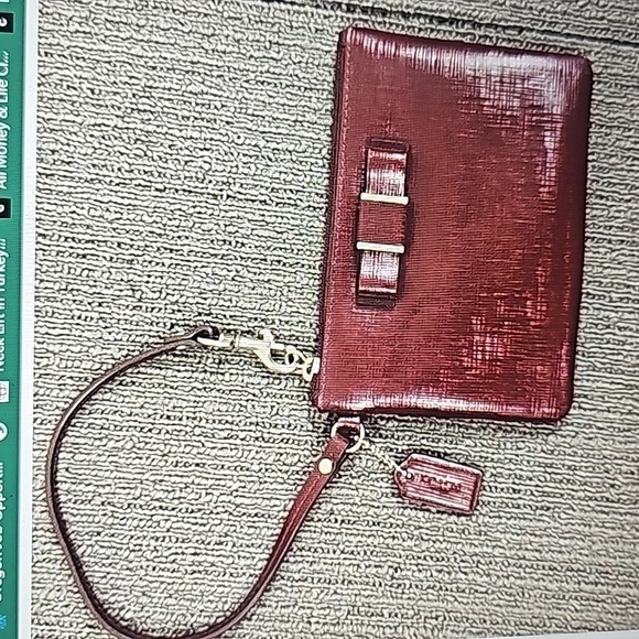 Coach burgundy wristlet - Picture 1 of 4